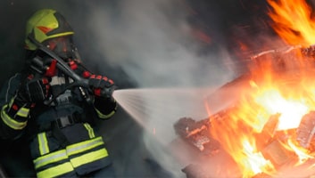 تجهیزات امداد و نجات و دستگاه‌های شارژ