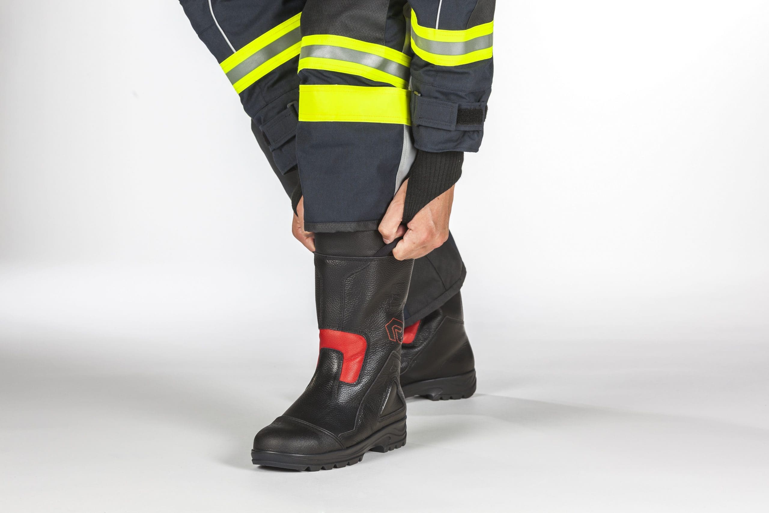 پوتینهای آتشنشانی